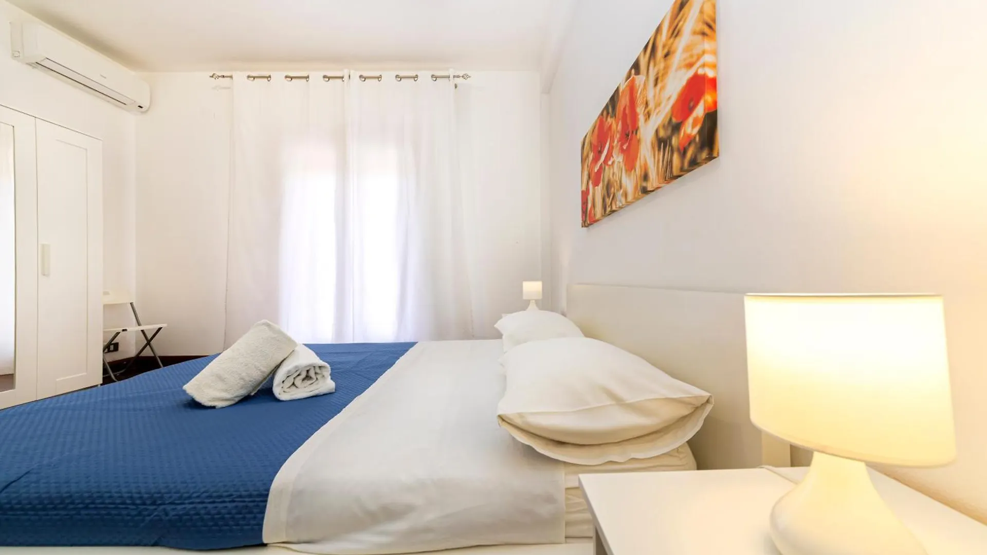 Apartment Maison Blanche Palermo Italy